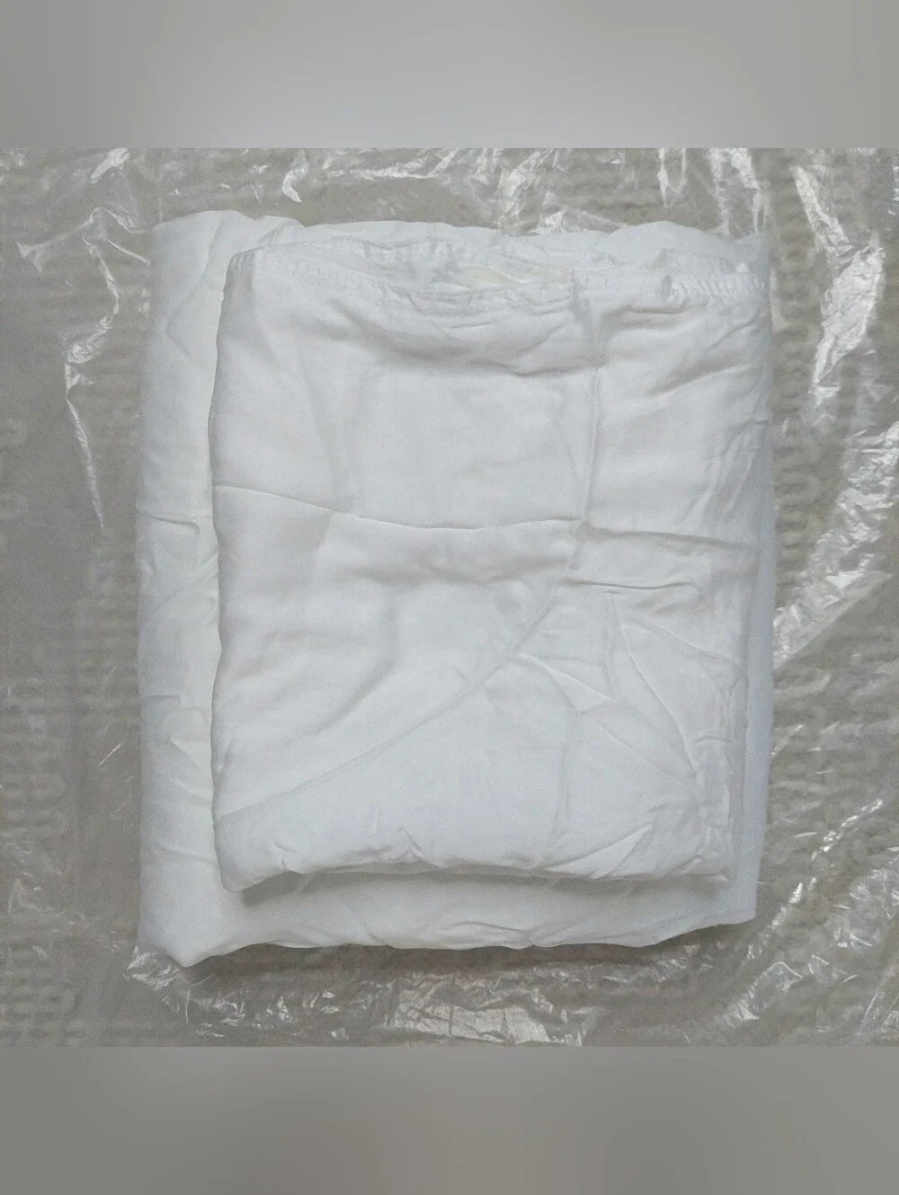 Quince Organic Bamboo White Duvet & 2 Shams Set! Full/ Queen! (576)